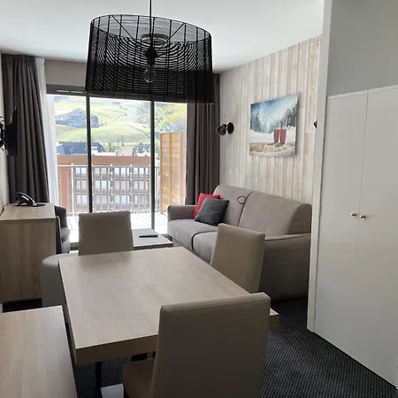 Résidence Le Portillo - Piscine - Pour 4 Personnes Mae-5283